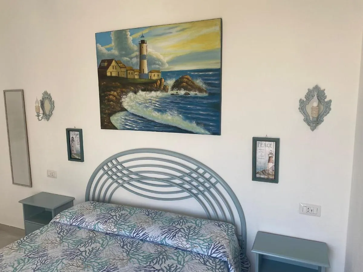 Bed & Breakfast B&B A Due Passi Dal Mare Baja Sardinia
