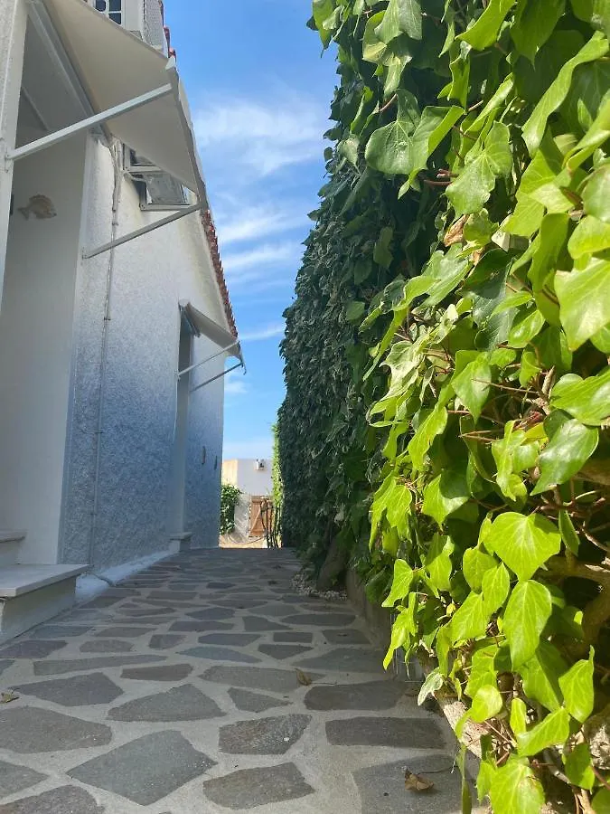 Bed & Breakfast B&B A Due Passi Dal Mare Baja Sardinia Italia