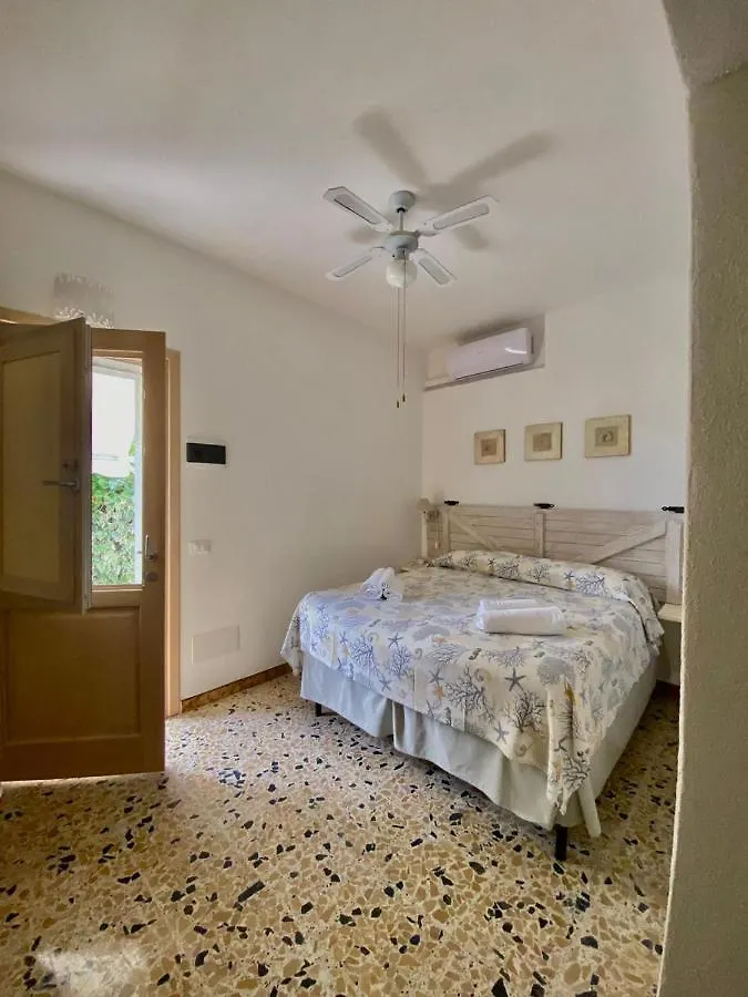 Frühstückspension B&B A Due Passi Dal Mare Baja Sardinia